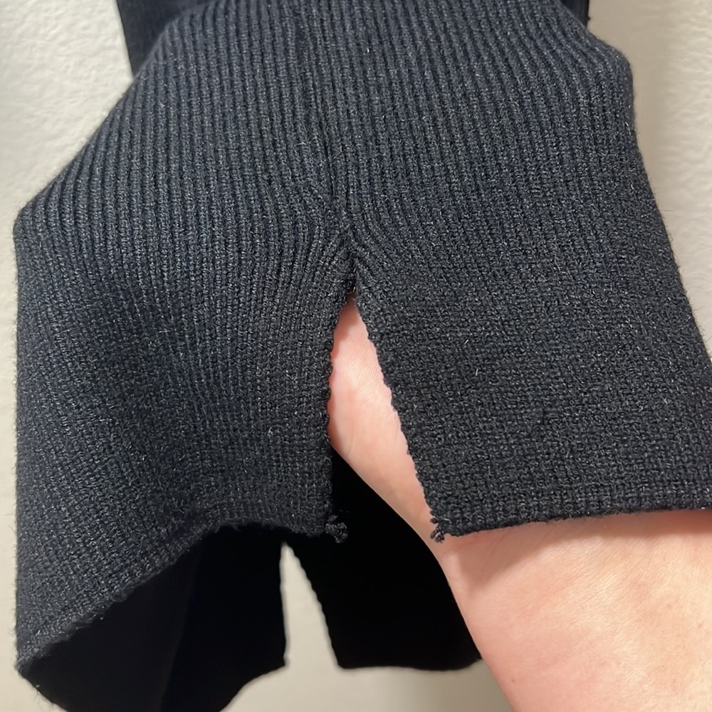 Scallop trim sweater dress - Picture 8 of 9